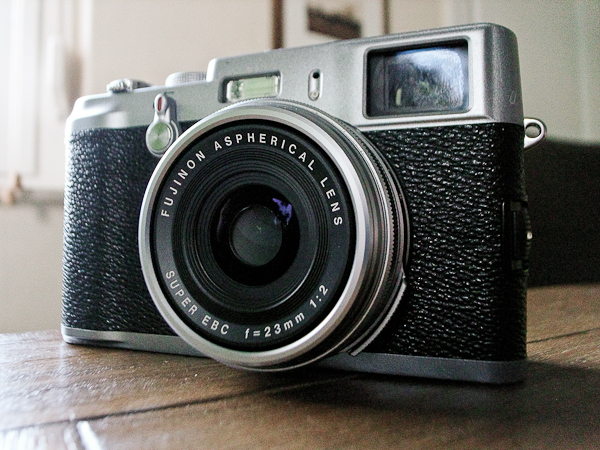 Fuji X100